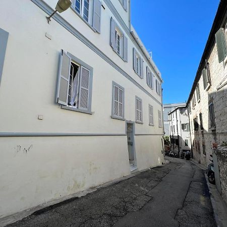 Quirky 1Br Just Off Main Street Prime Location Apartment Gibraltar Bagian luar foto