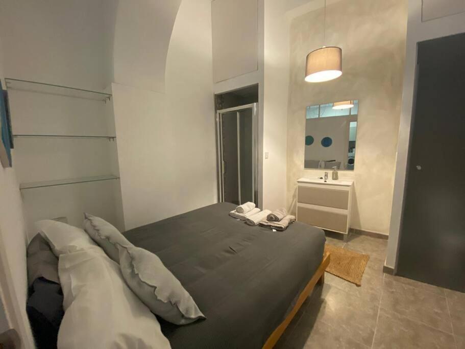 Quirky 1Br Just Off Main Street Prime Location Apartment Gibraltar Bagian luar foto